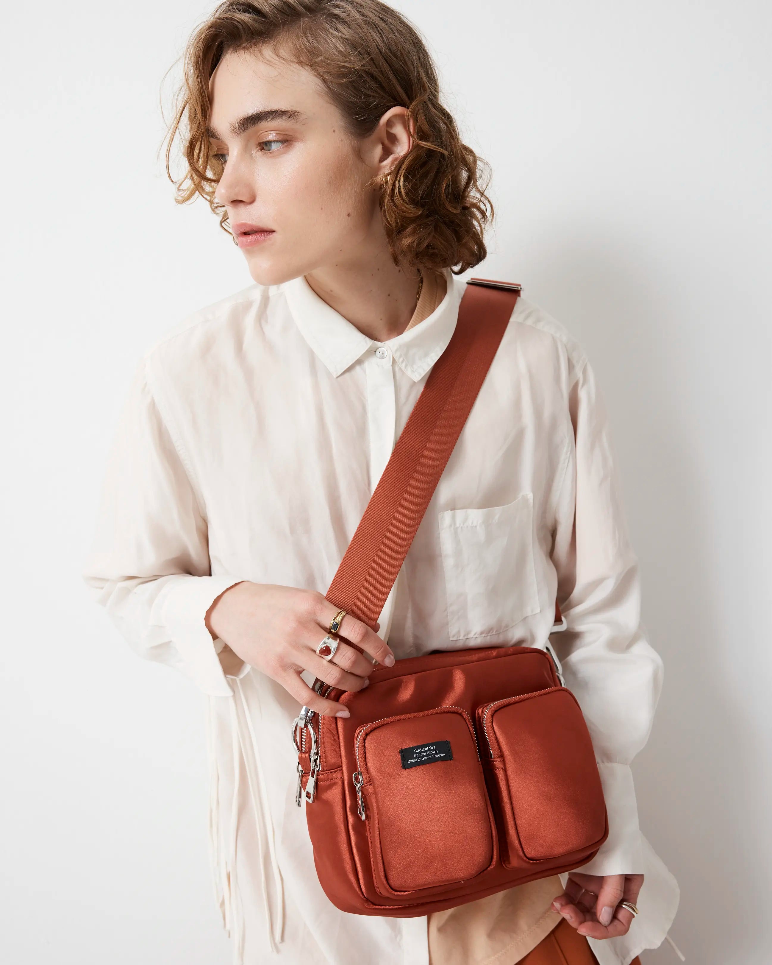 The Messenger Sporty Satin Pocket Bag | Clay