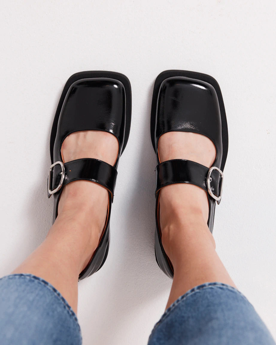 Monae Buckle Shoe | Black Crush