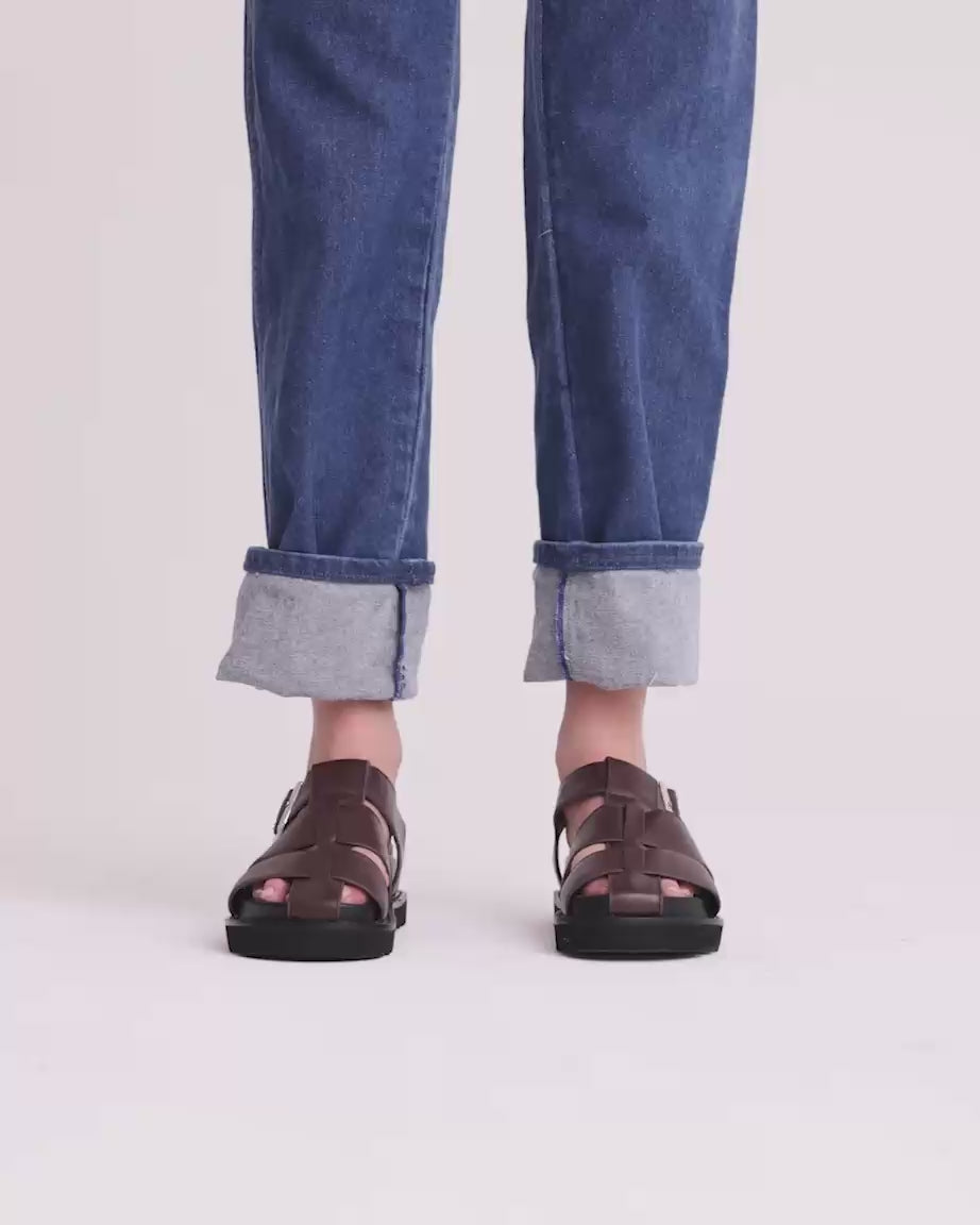 Load video: Arkestra 2.0 Fisherman Leather Sandal | Fudge