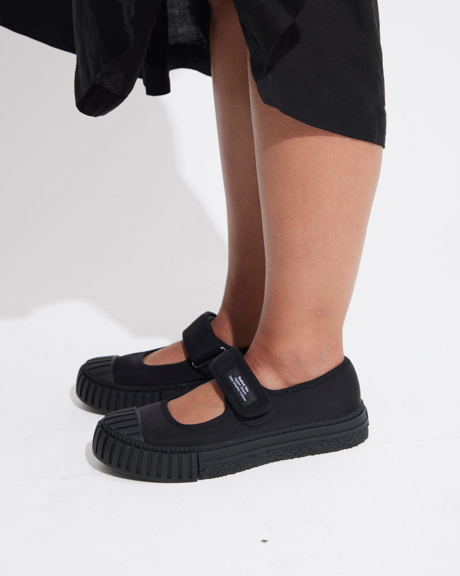 Grace Velcro Mary Jane | Black