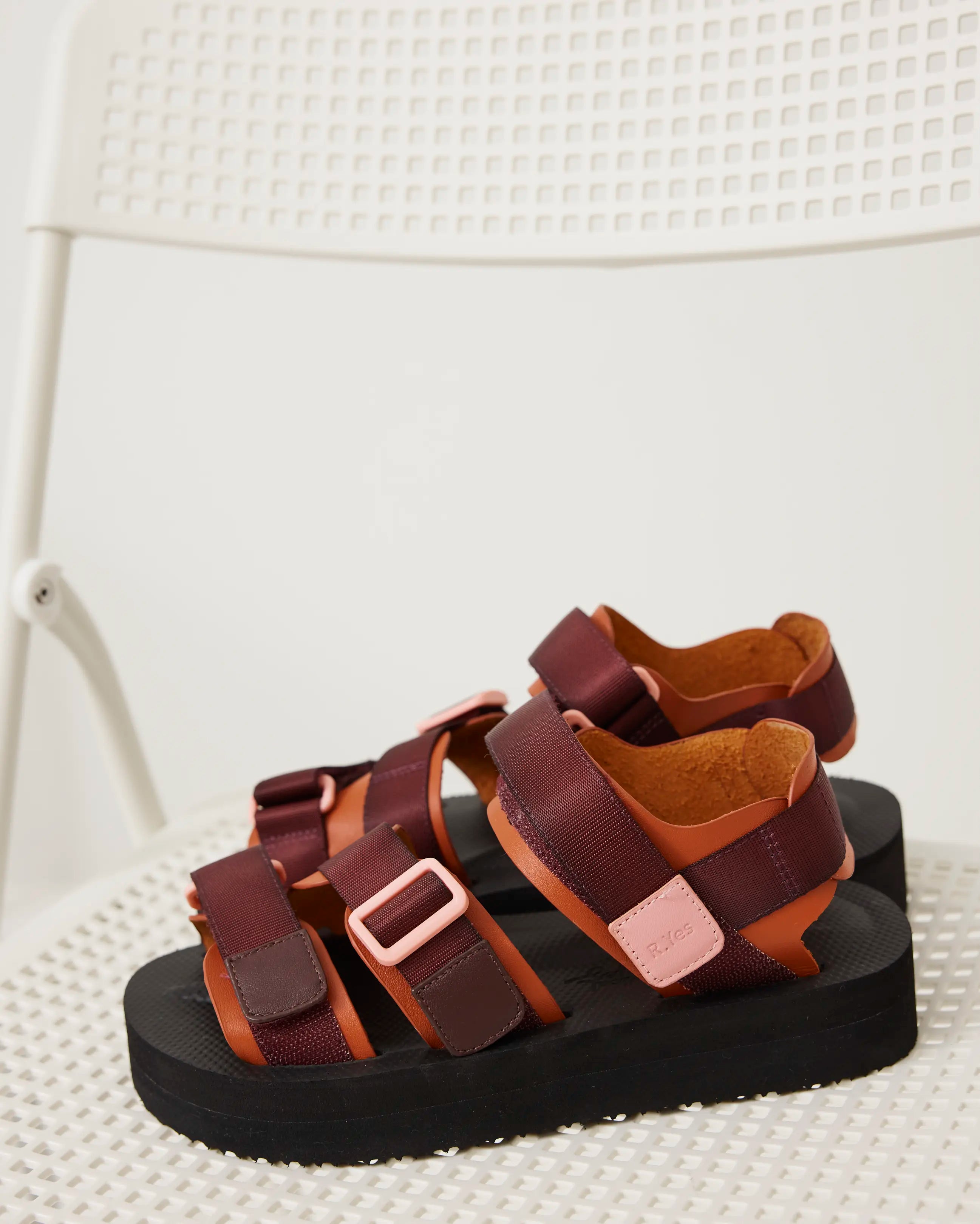 Neptune 2.0 Athletic Sandal | Mango and Cherry