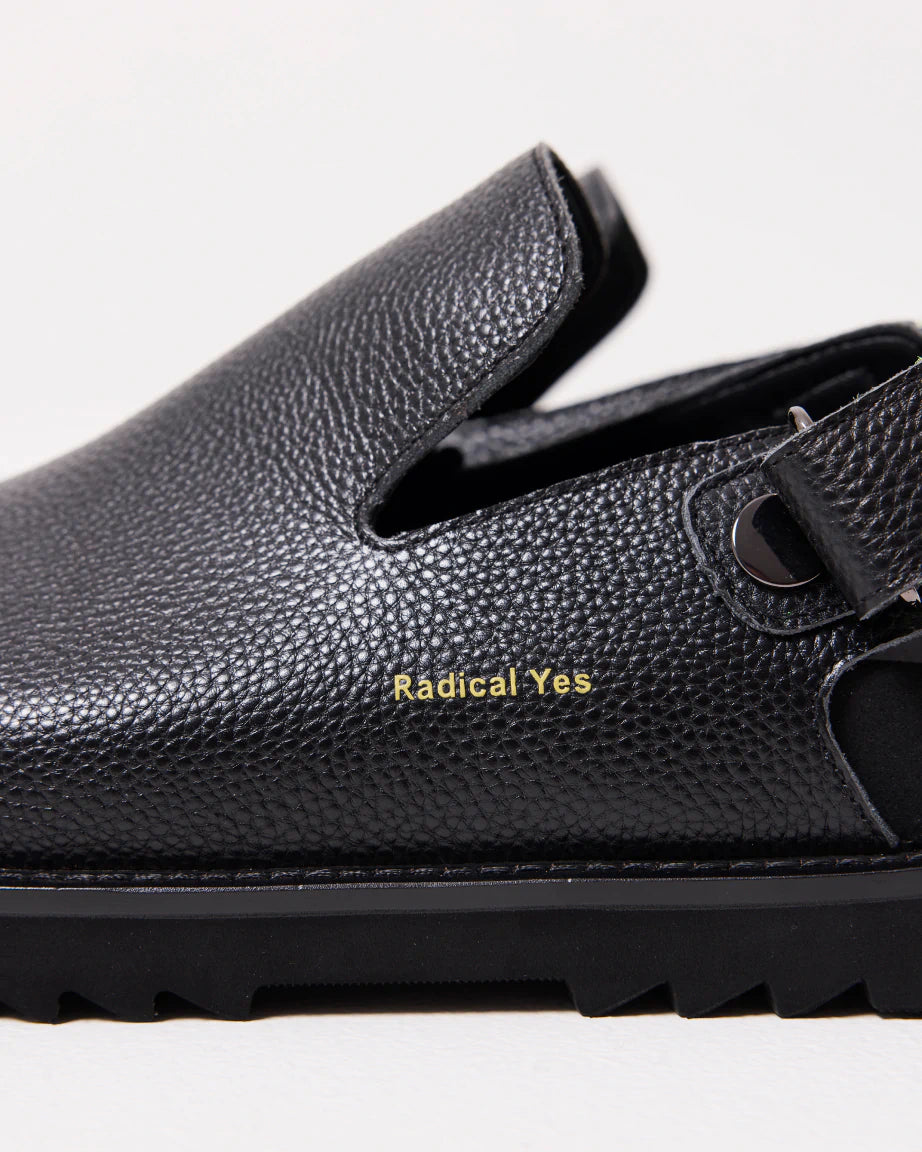 Adventure Awaits Slip On Clog in Tumbled Leather | Black