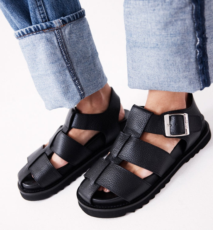 Arkestra 2.0 Fisherman Sandal Tumbled Leather | Black