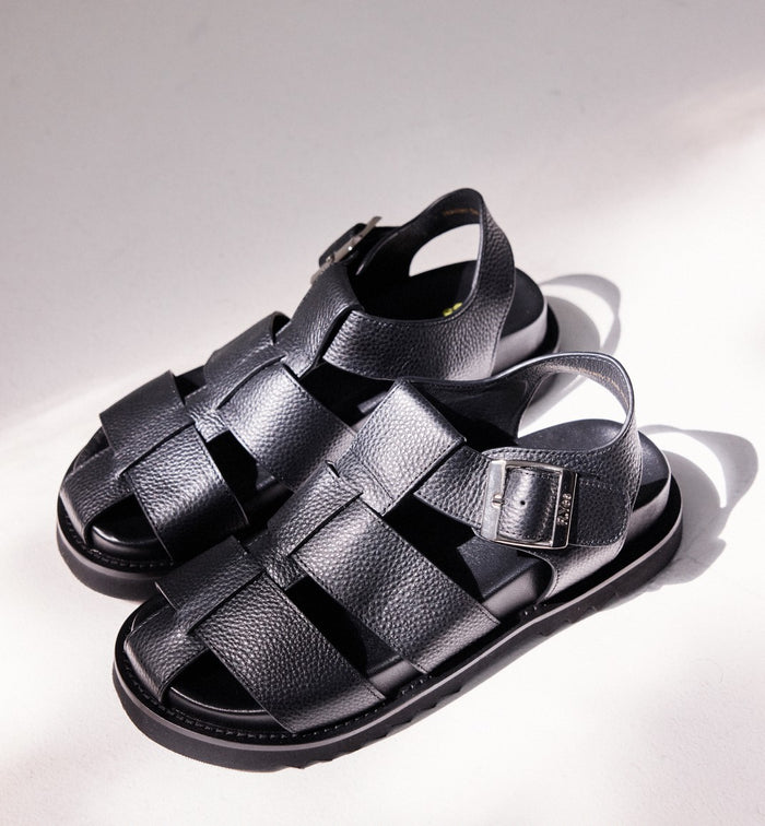 Arkestra 2.0 Fisherman Sandal Tumbled Leather | Black