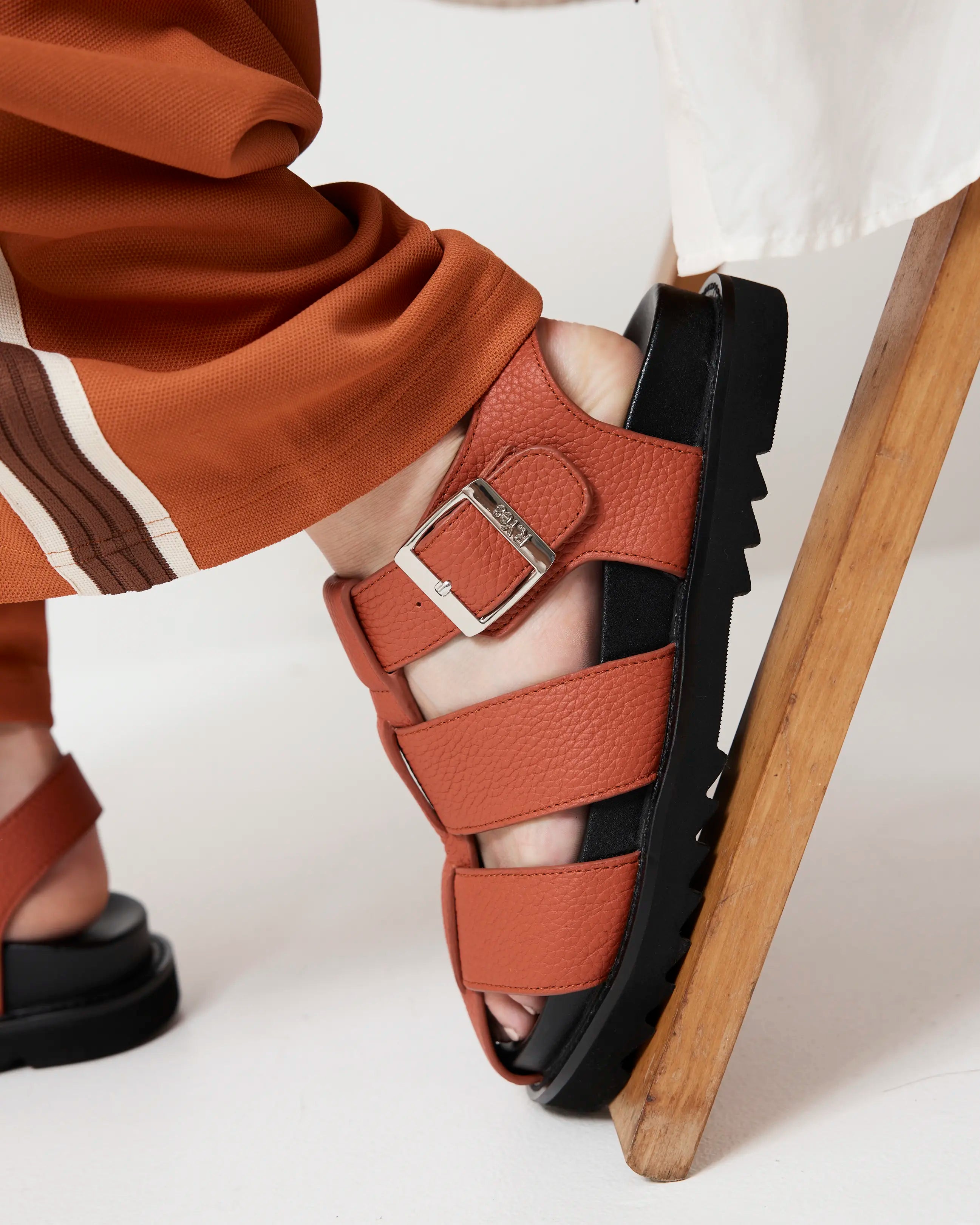Arkestra 2.0 Fisherman Leather Sandal | Clay