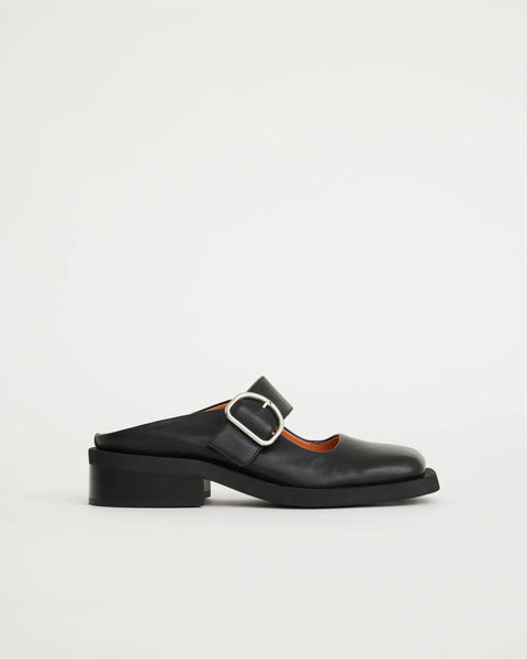 Badu: Square Toe Leather Mule Shoes in Black