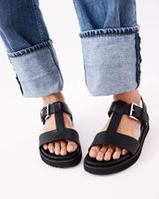 Declaration 2.0 Leather T-Bar Wedge | Black
