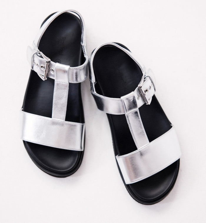 Declaration T-Bar Sandal | Silver