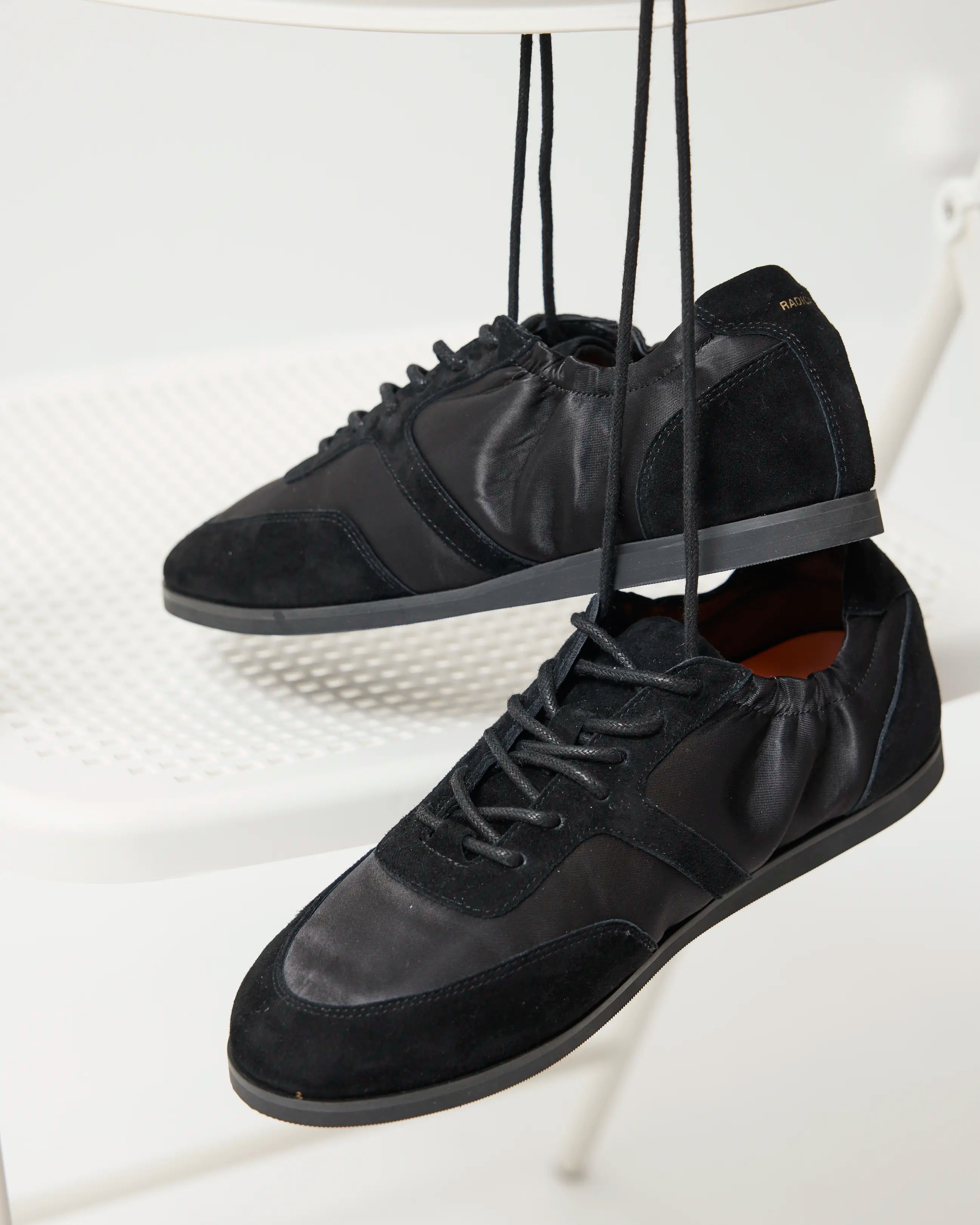 Elim Derby | Black