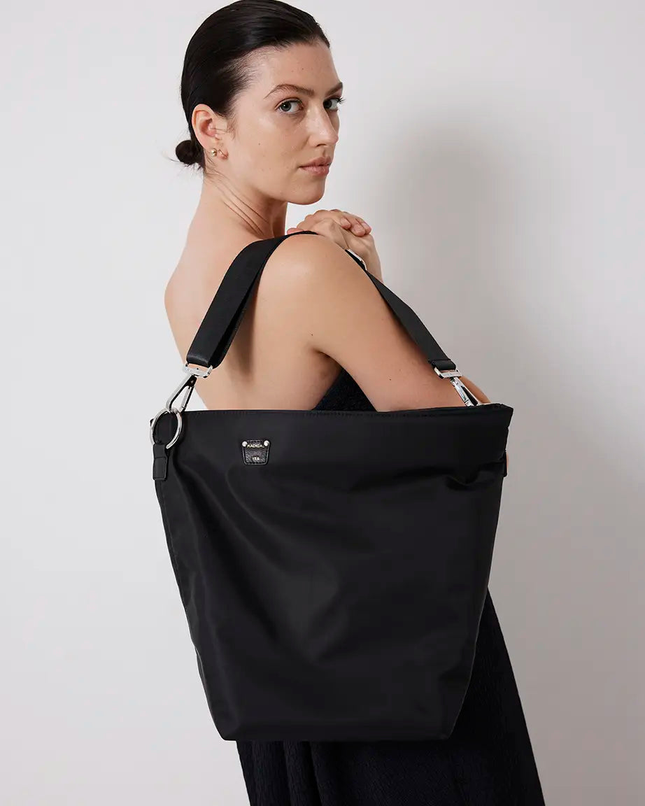 Beloved Bucket Bag | Black