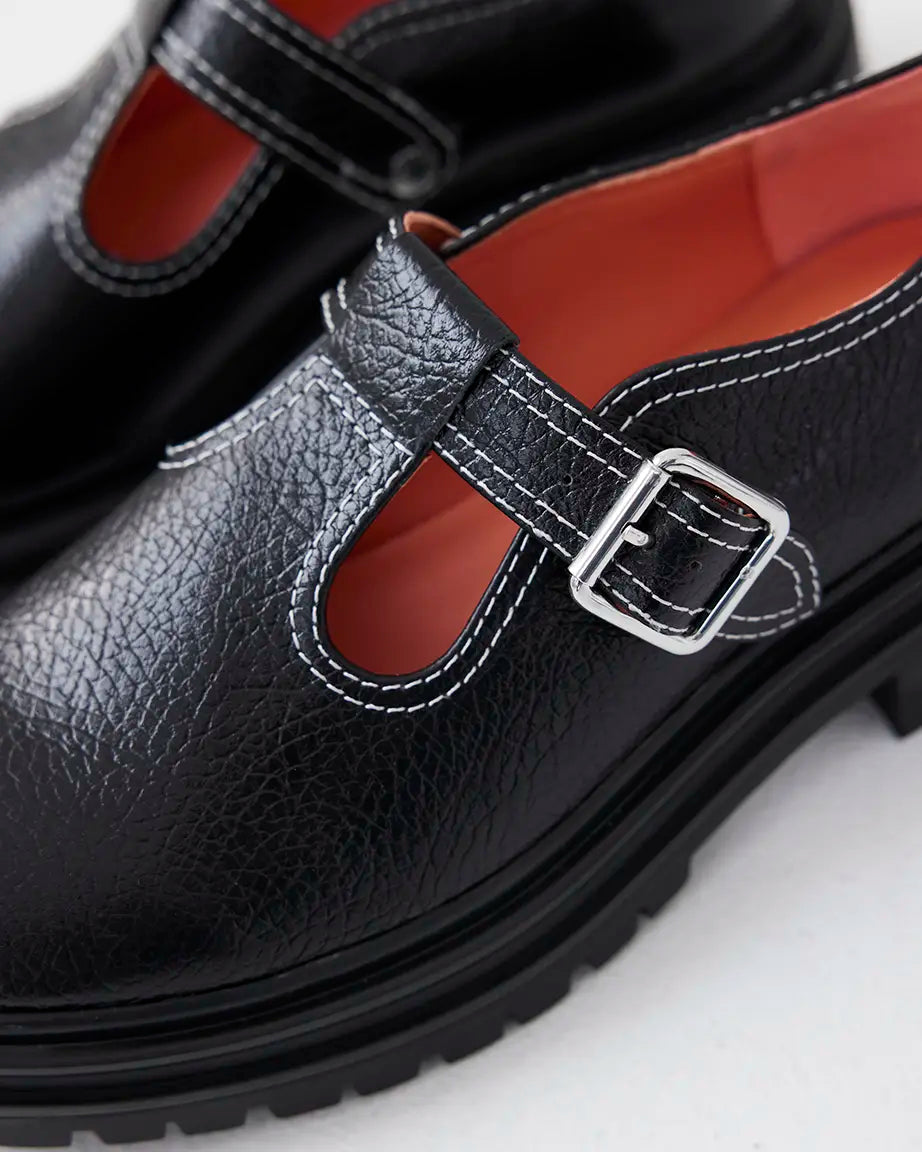 Icehouse Street T-Bar Shoe | Black Tumbled