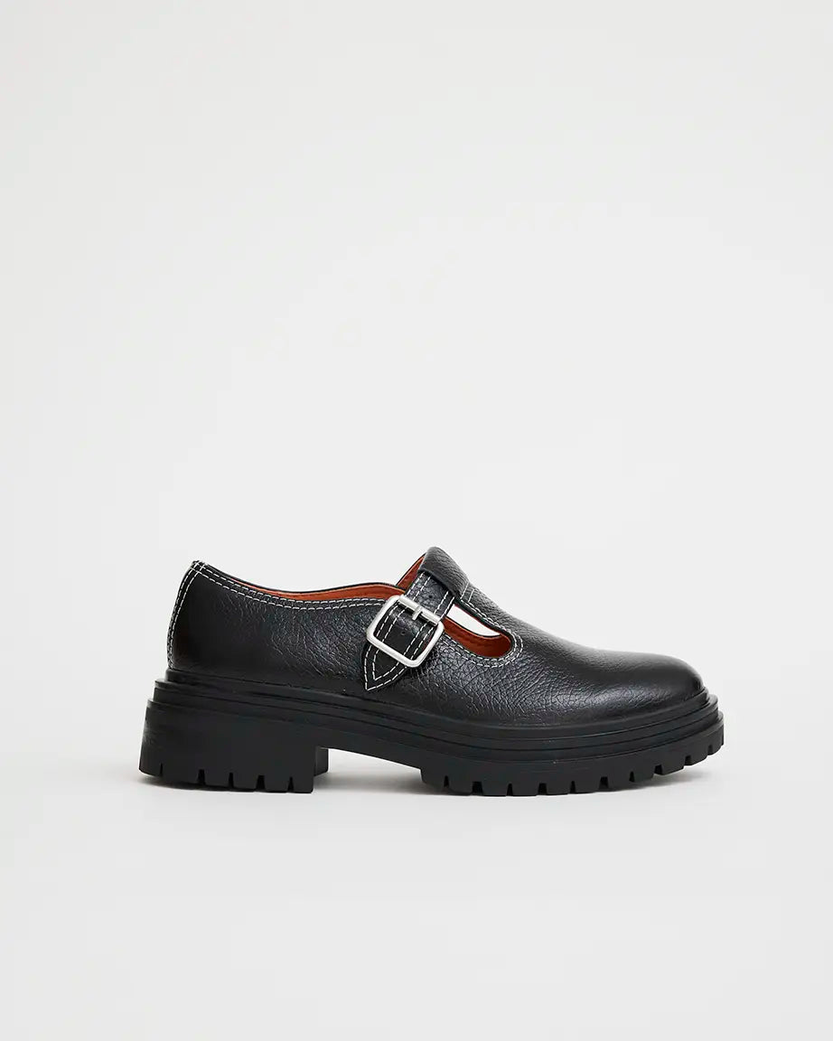Icehouse Street T-Bar Shoe | Black Tumbled