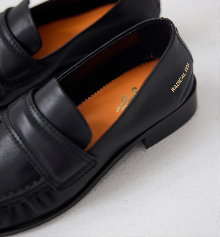 Miro Leather Loafer | Black