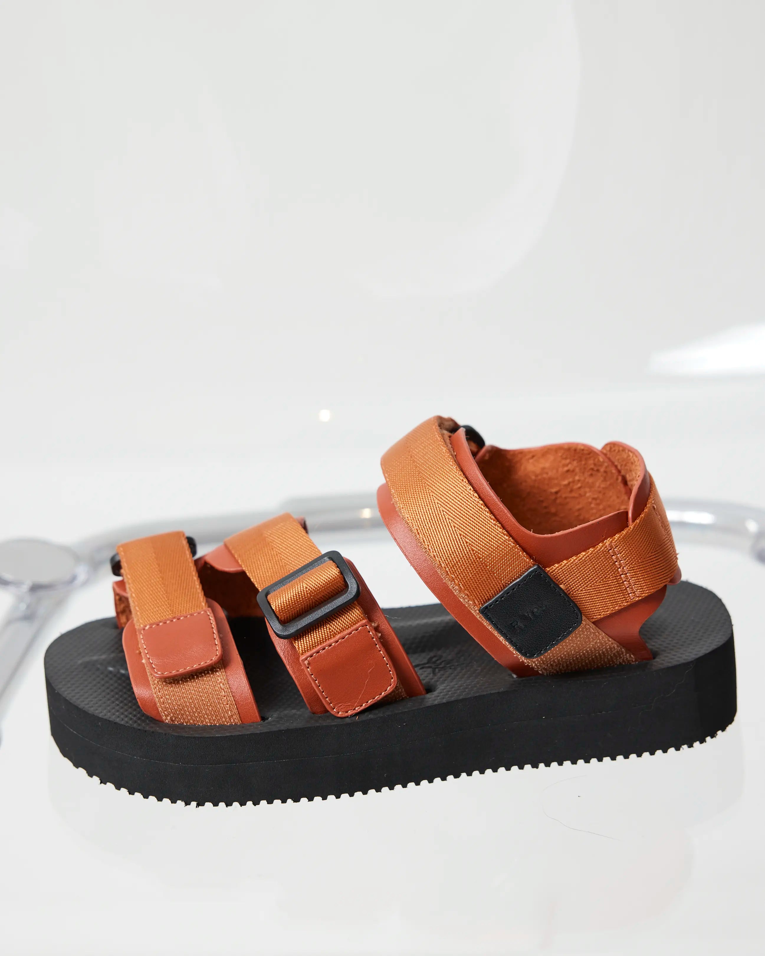 Neptune 2.0 Athletic Sandal | Clay