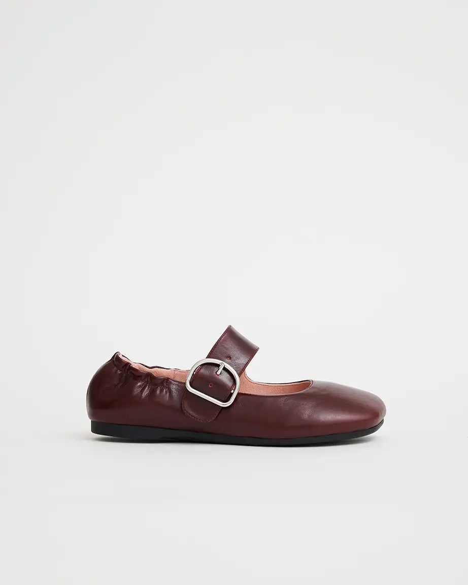 Petit Palais Buckle Shoe | Burnished Plum
