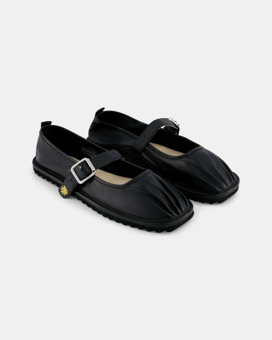 Pina Buckle Shoe | Black