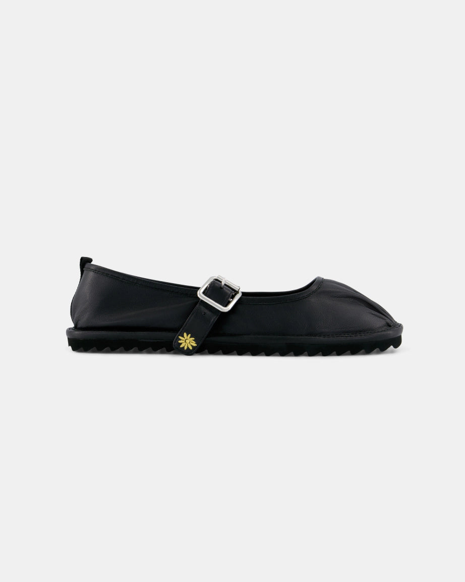 Pina Buckle Shoe | Black