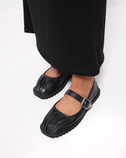 Pina Buckle Shoe | Black