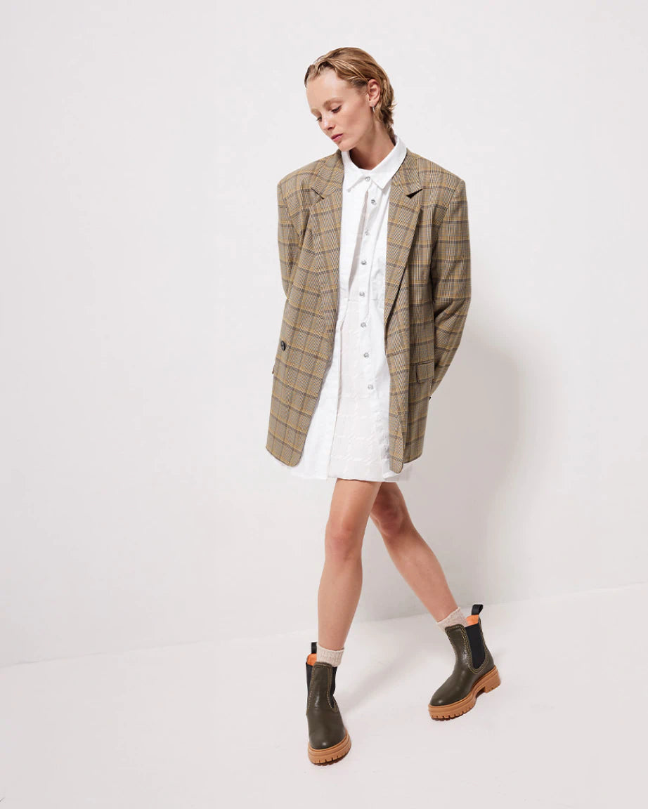 Reni Leather Chelsea Boots with Overstitch Detail | Pickle