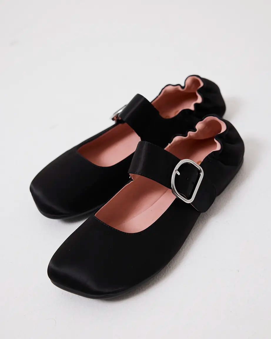 Petit Palais Buckle Shoe | Black