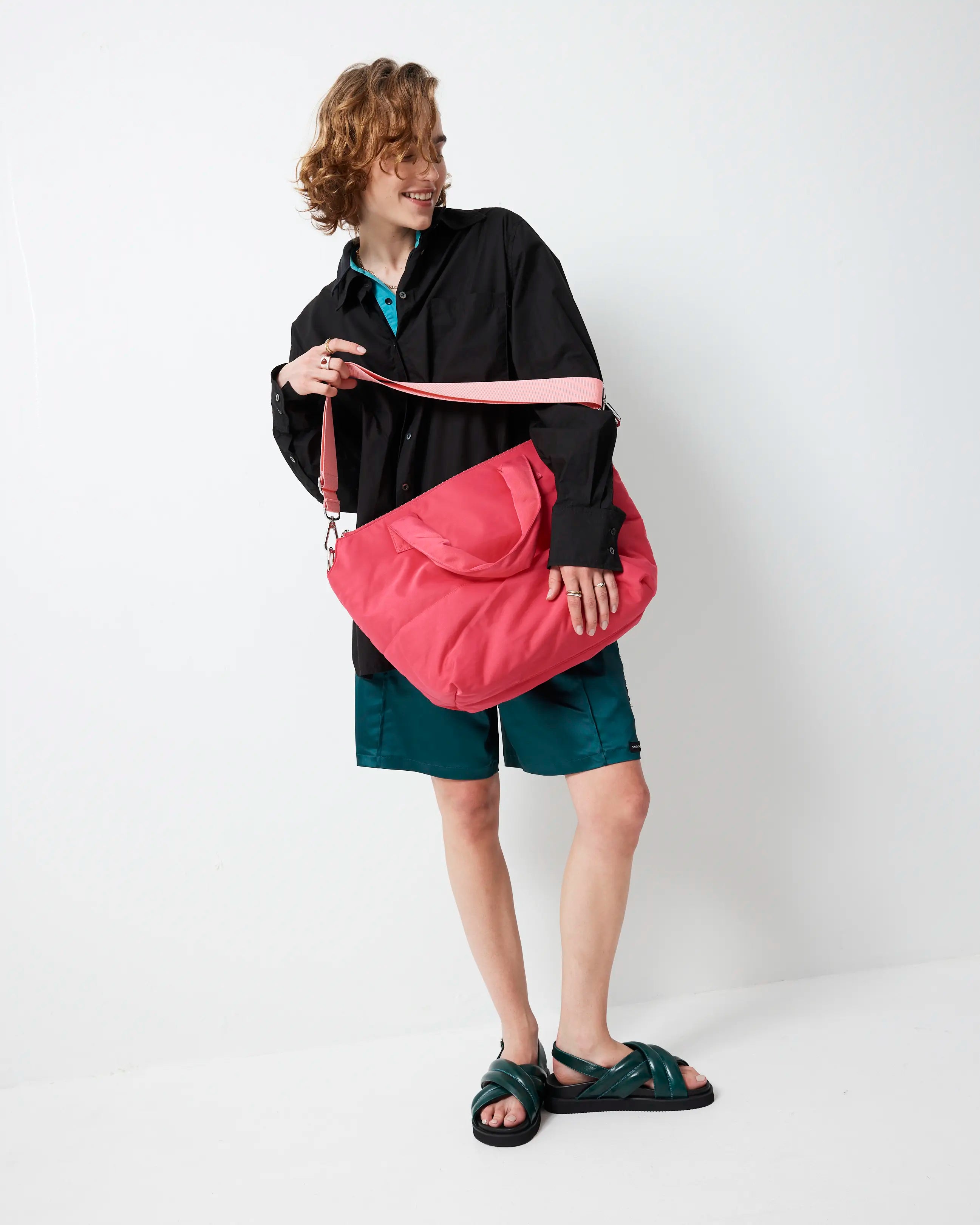 Maximilian Dance Tote in Nylon I Crimson