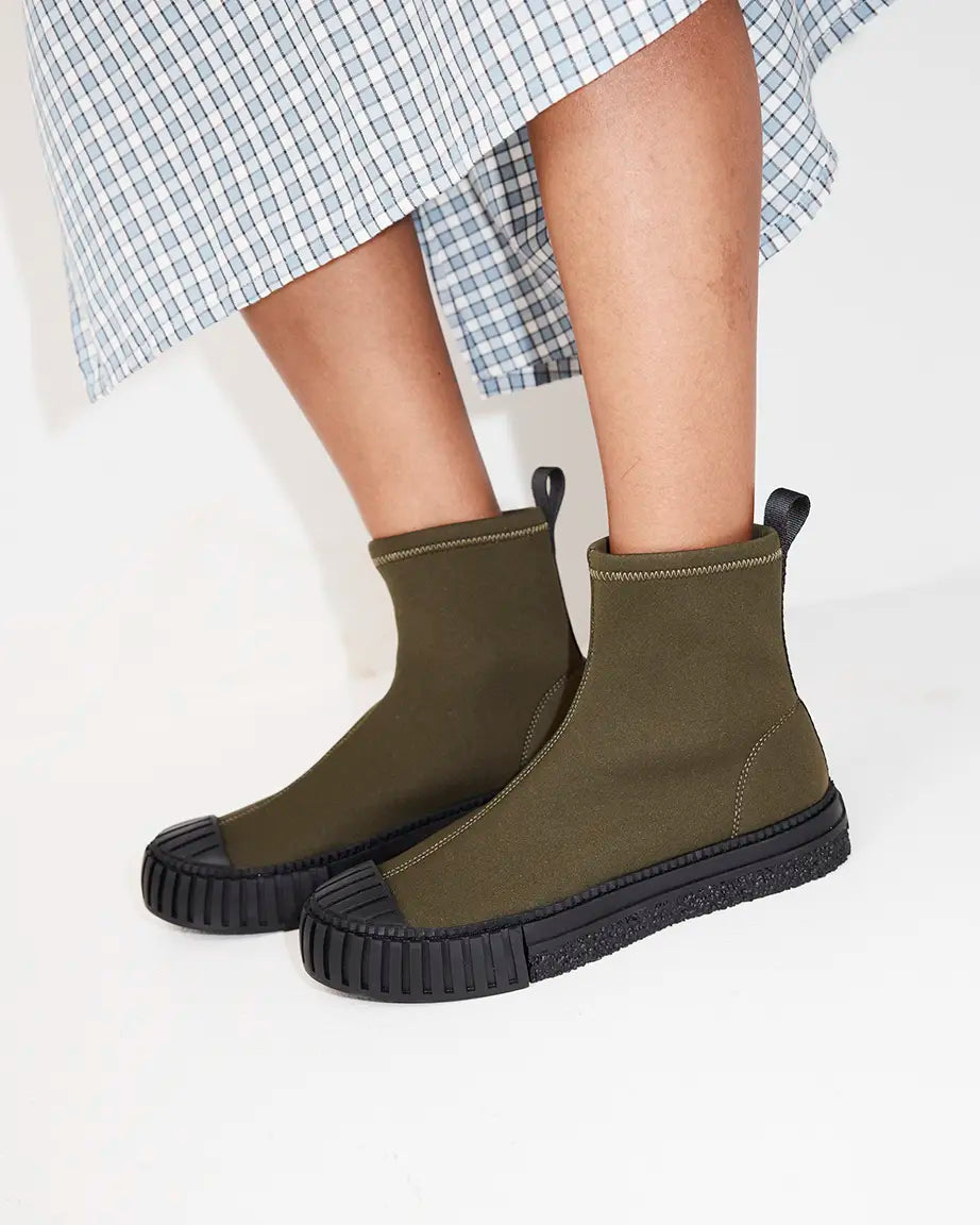Sunny 3.0 Neoprene Pull on Boots | Everyday Olive