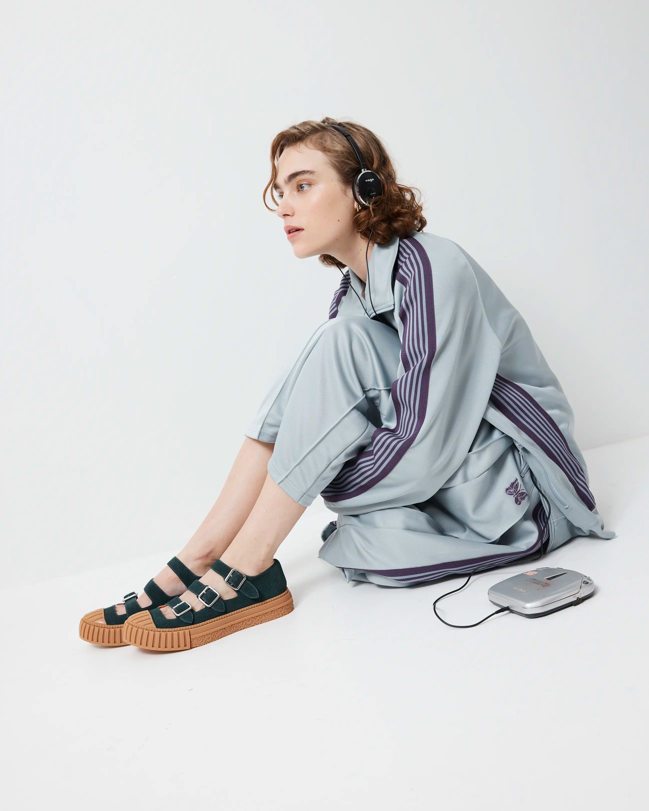 Tao Buckle Shoe | Bottle Green Suede