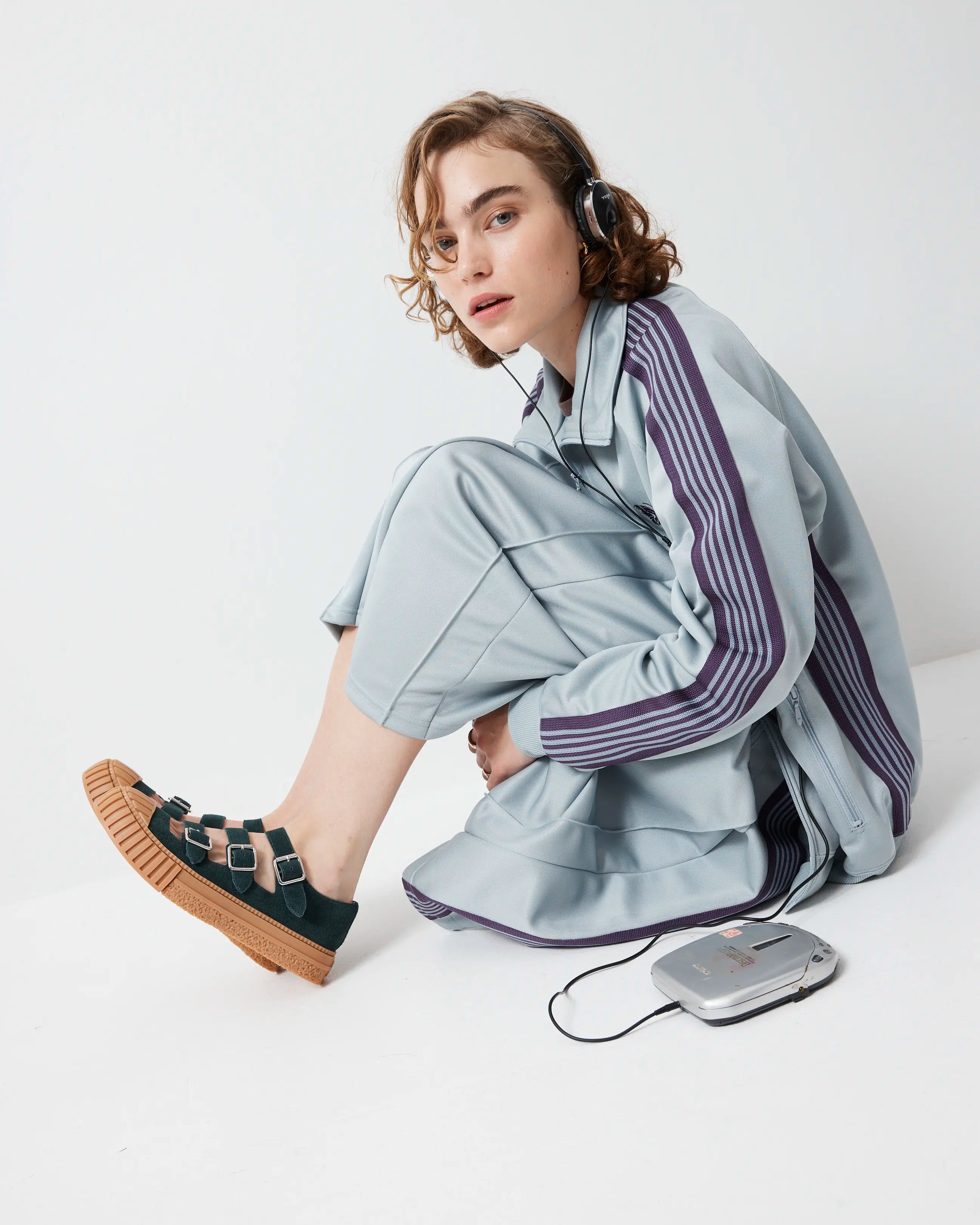 Tao Buckle Shoe | Bottle Green Suede