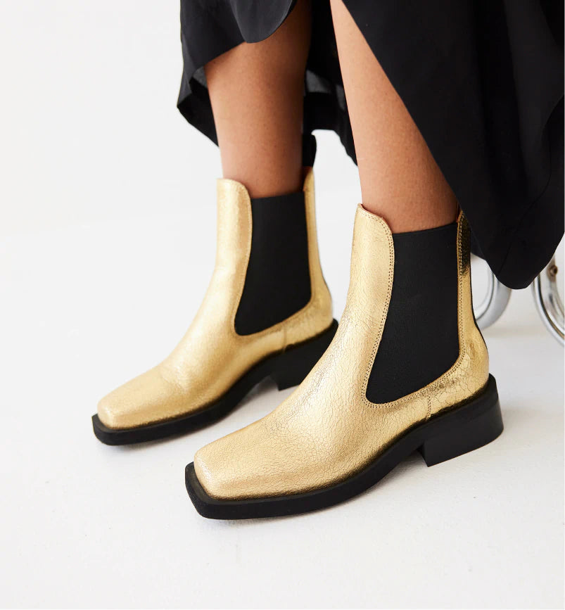 Gold 2025 chelsea boot