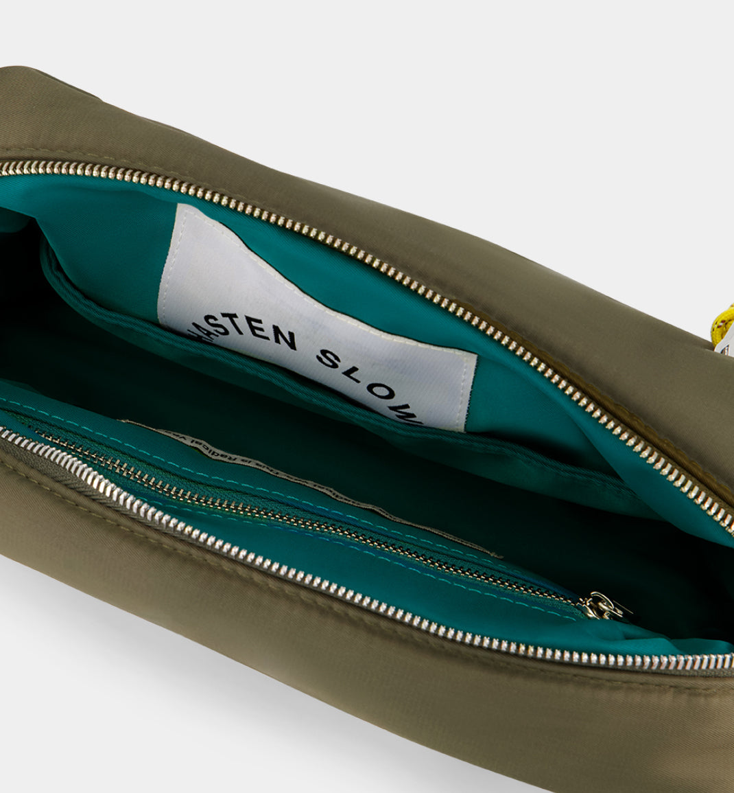 True North Nylon Clutch | Pickle