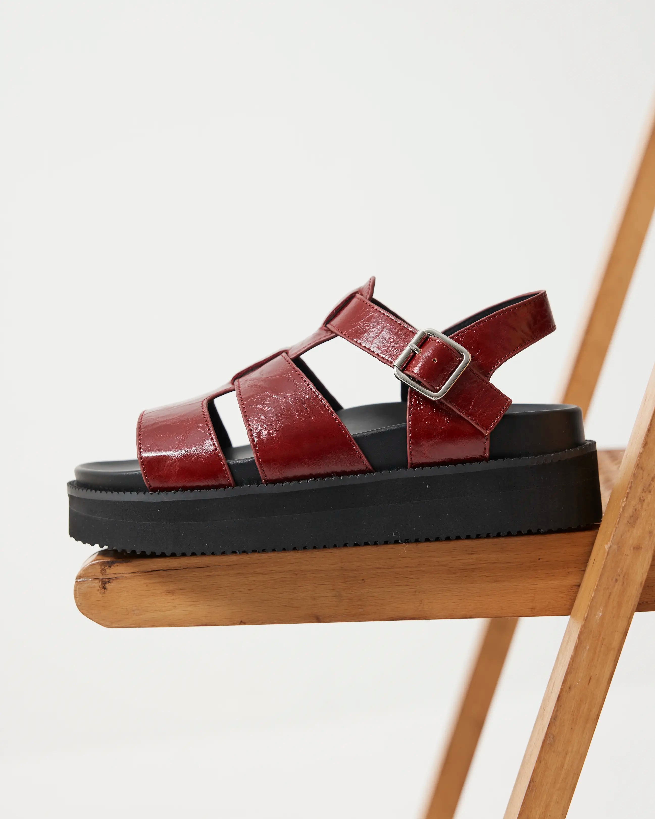 Volta T-Bar Sandal | Biking Red