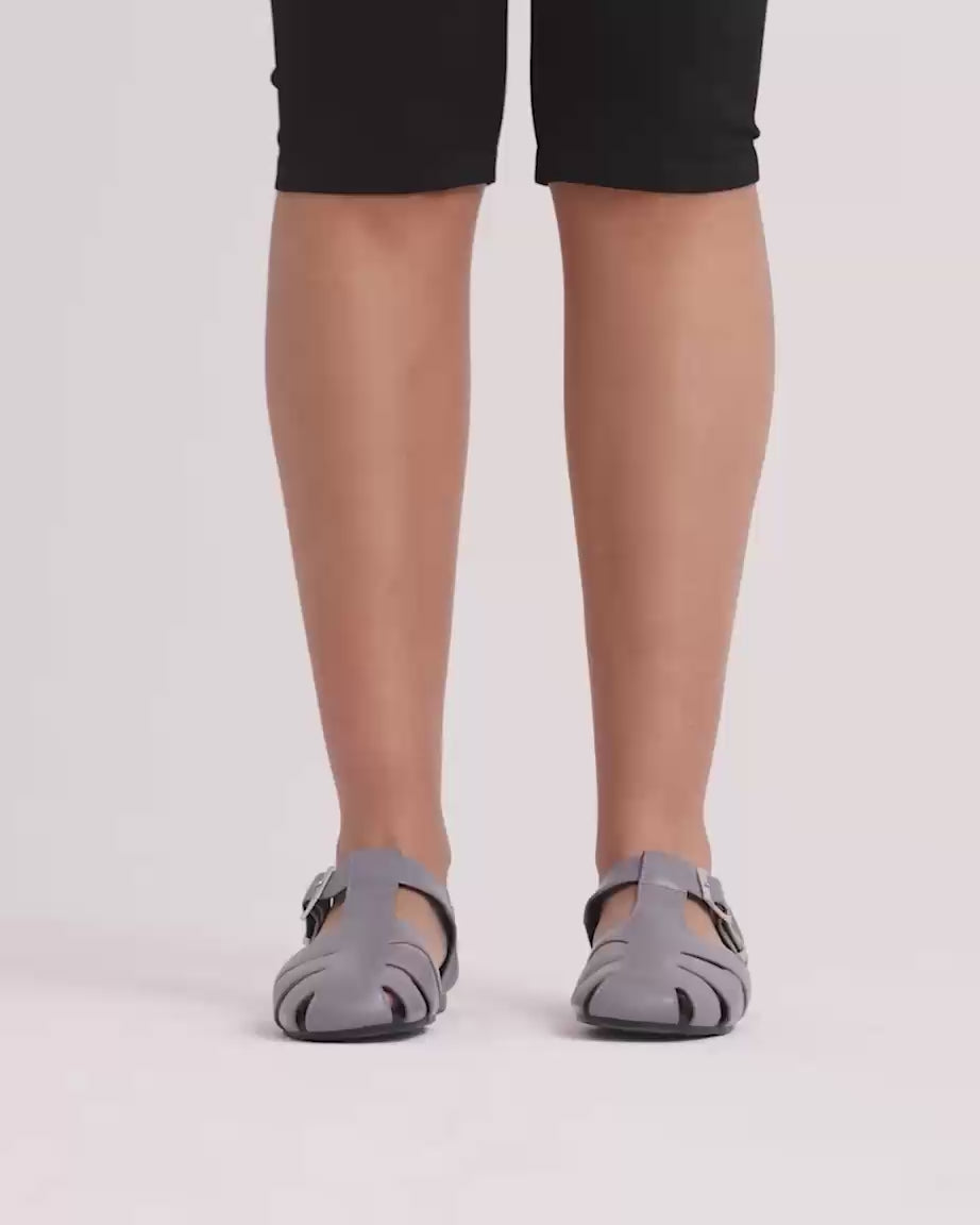 Load video: Totem Ruched Leather Sandal | Slate