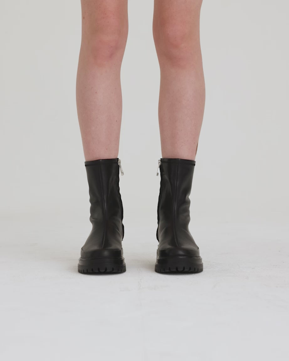 Load video: Uplift Boot | Black