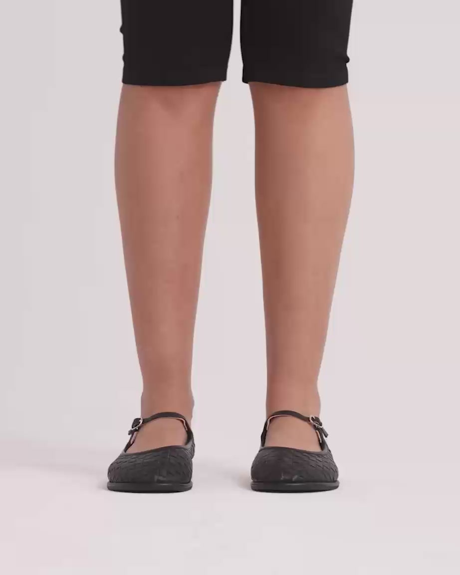 Load video: Pixie Woven Leather Mule | Black