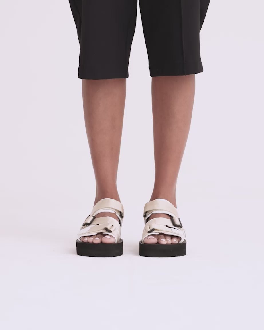Load video: Neptune 2.0 Athletic Sandal | Ecru