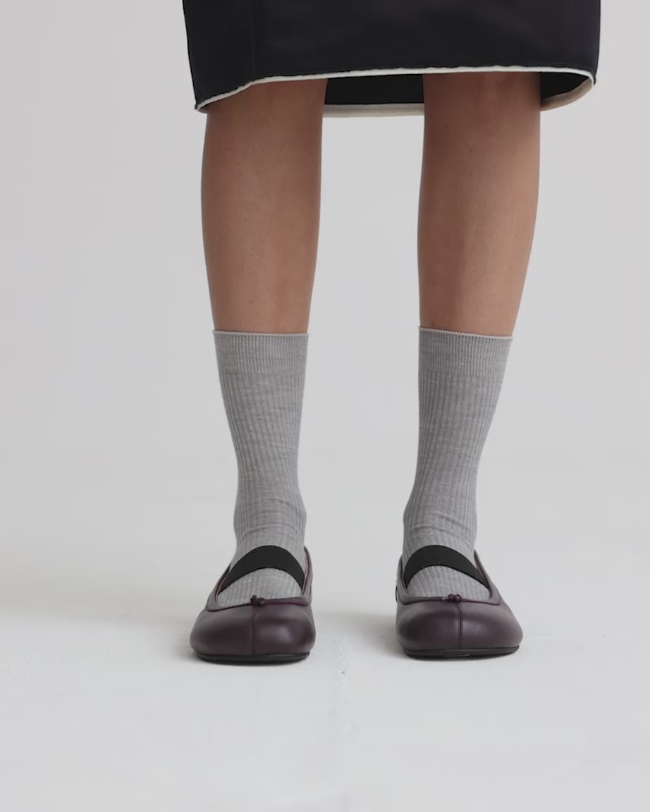Load video: Lou Lou Stitch Toe Ballet | Aubergine