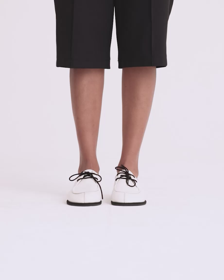 Load video: Jaipur Lace Up Loafer | Ecru