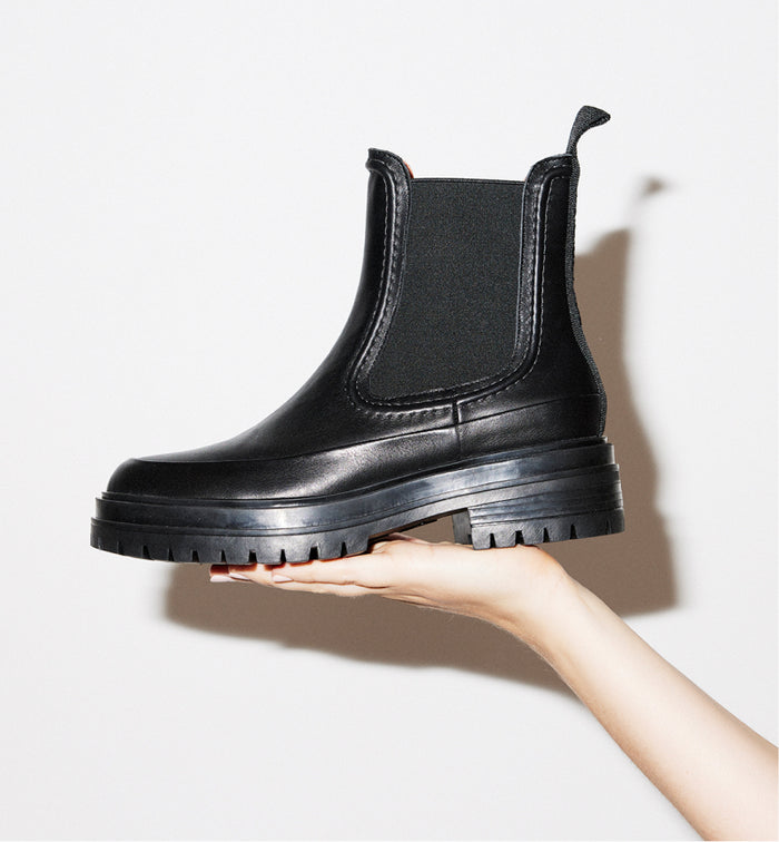 Ari Leather Chelsea Boots with Bumper | Black